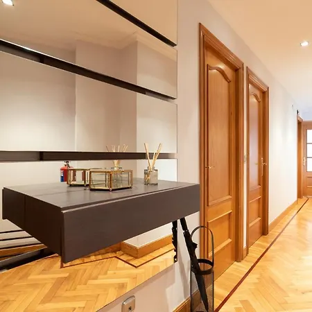 Comfy & Luminous Terrace * Сан-Себастьян