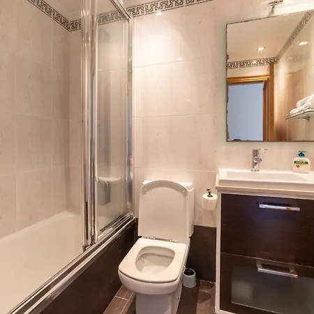 شقة Comfy & Luminous Terrace