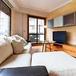 شقة Comfy & Luminous Terrace